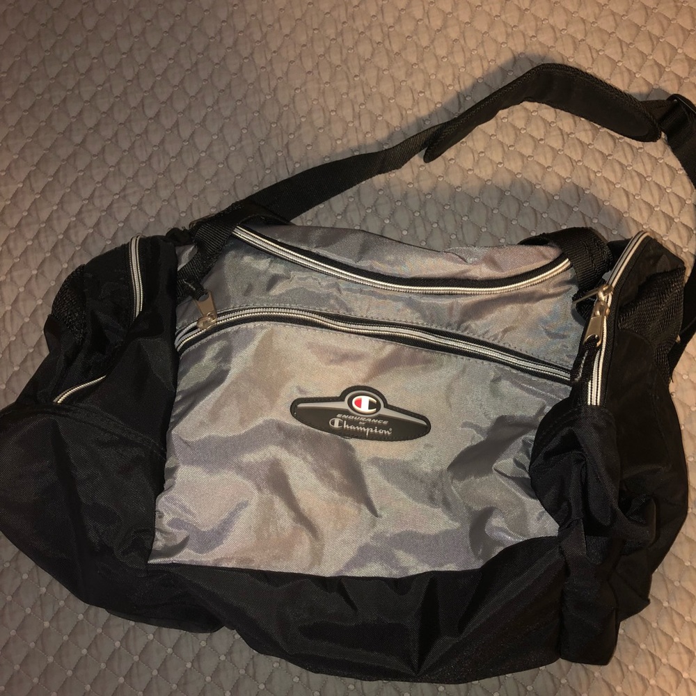 Champion Dufflebag